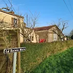 La Taniere De Caractere En Campagne, Puy Dufou Prázdninový dům Sevremont