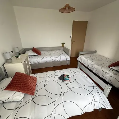 De Caractere La Taniere Campagne, Puy Dufou * Sevremont