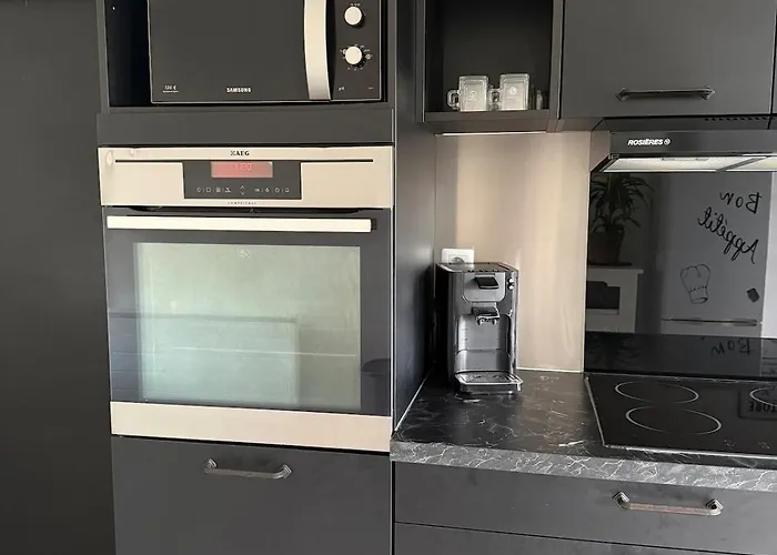 De Caractere La Taniere Campagne, Puy Dufou Nyaraló Sevremont