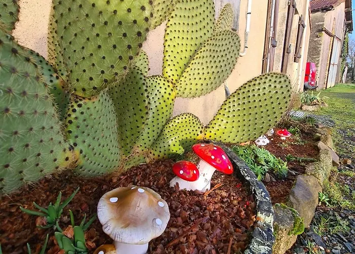 Nyaraló De Caractere La Taniere Campagne, Puy Dufou *